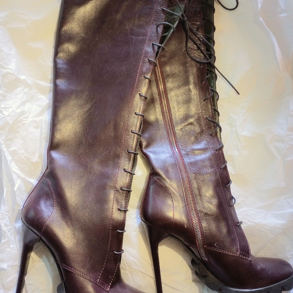 Women's size 9 Pollini boots